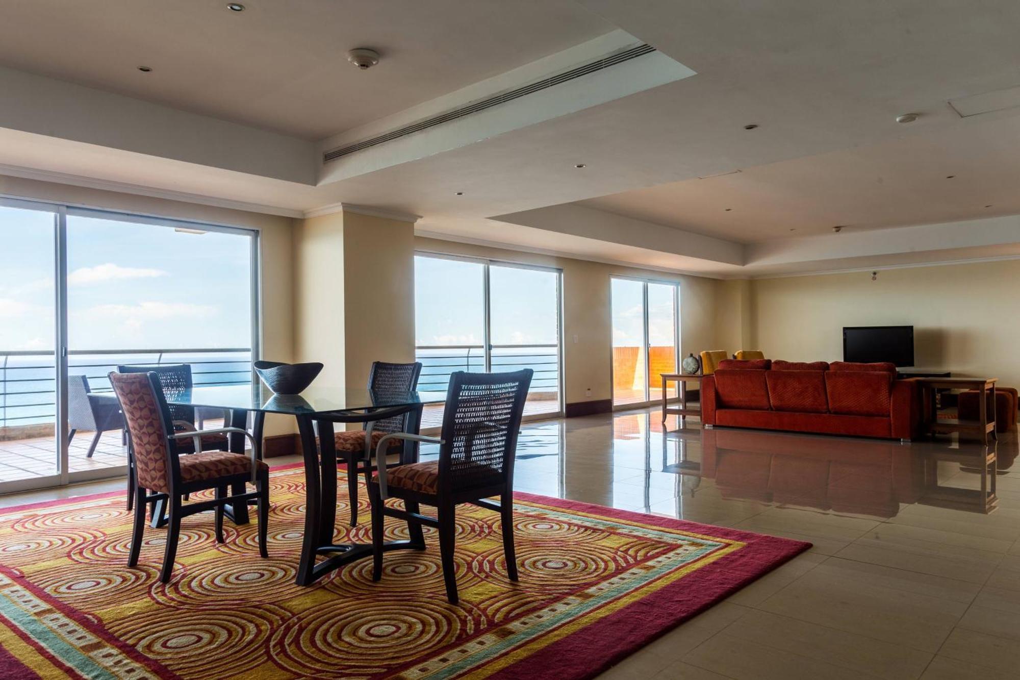 Marriott Venezuela Hotel פלאיה גנדה מראה חיצוני תמונה